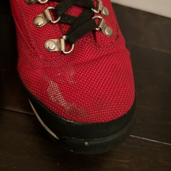 Timberland Red Boots GUC 7 - Picture 3 of 13